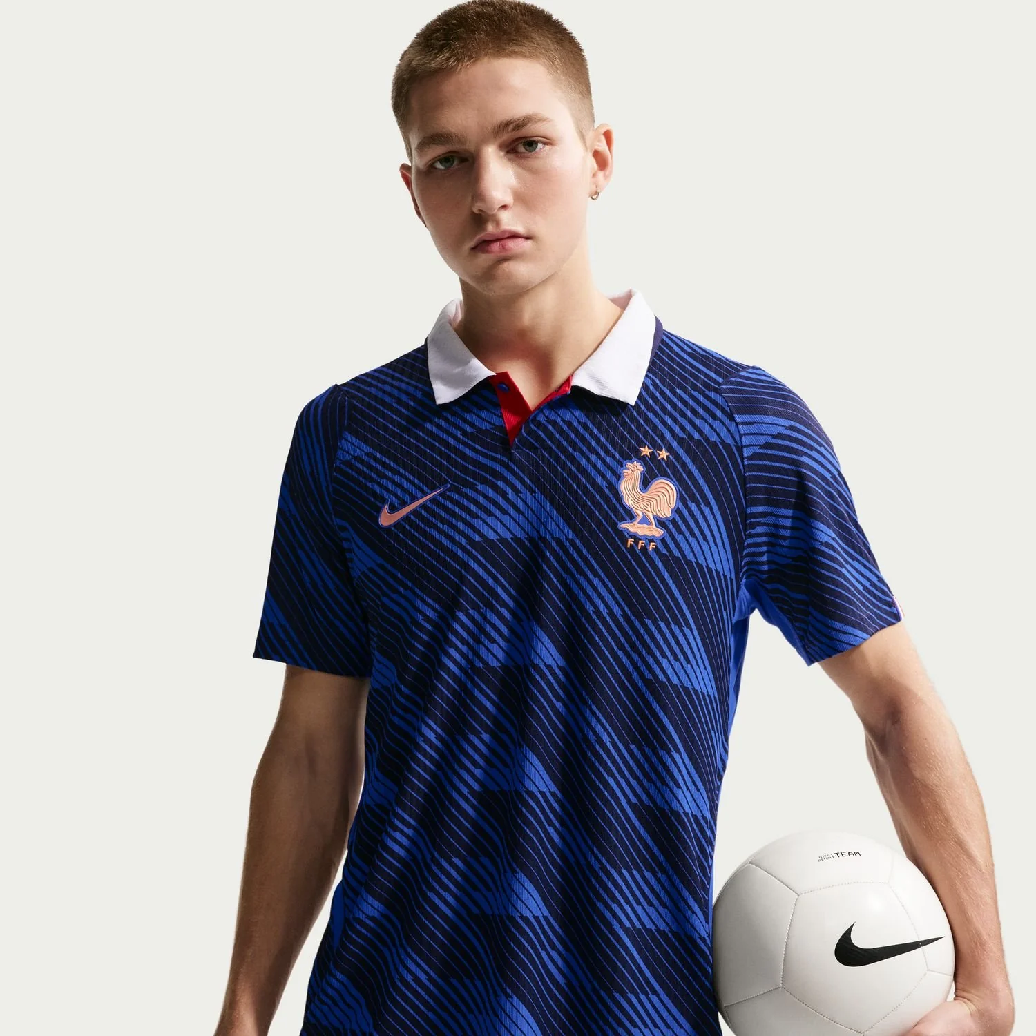France 2026 Home Authentic Jersey - Men's - Image 4